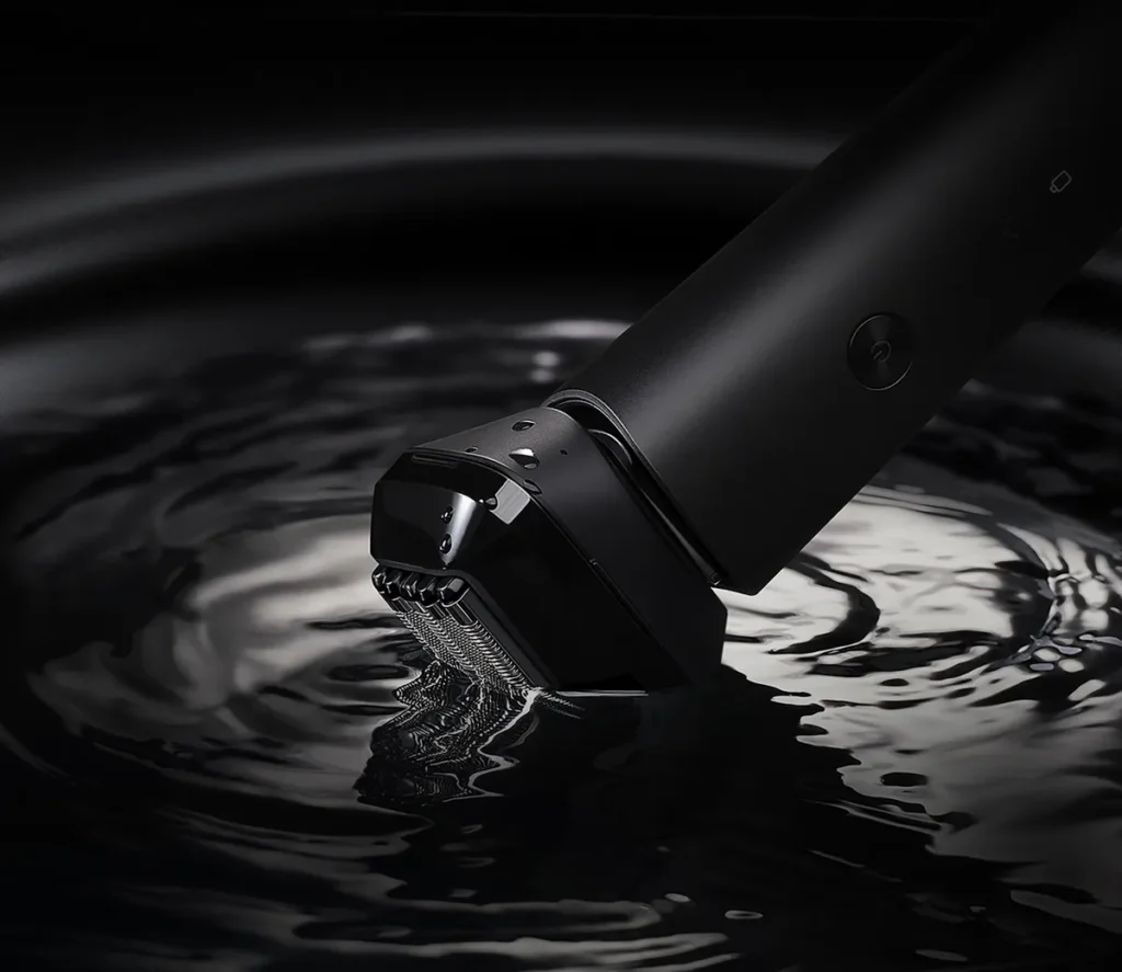 Xiaomi 5 Blade Ξυριστική Μηχανή Προσώπου Επαναφορτιζόμενη (BHR5265GL) Η κεφαλή της Mi 5-Blade μέσα στο νερό