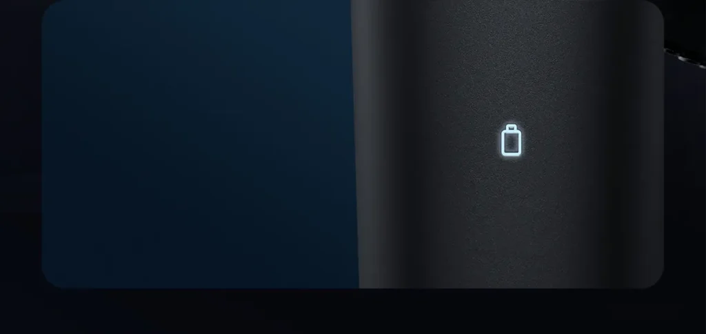 Xiaomi 5 Blade Ξυριστική Μηχανή Προσώπου Επαναφορτιζόμενη (BHR5265GL) Ενδεικτική λυχνία μπαταρίας στο σώμα της ξυριστικής