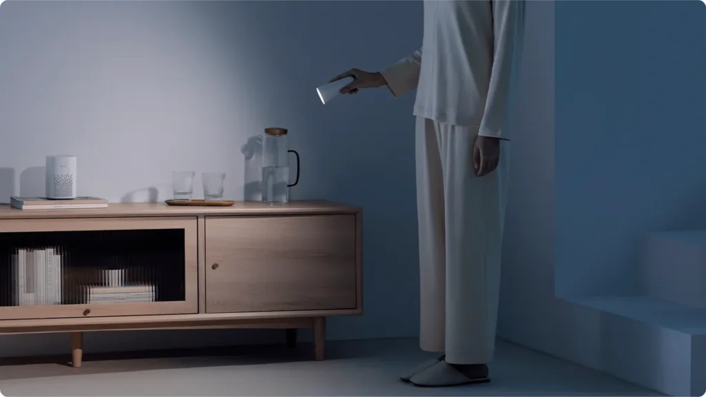 Xiaomi Flexible Rechargeable Lamp (BHR8959GL) Χρήση της Xiaomi Flexible Rechargeable Lamp ως φακός