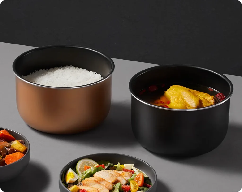 Οι δύο εσωτερικοί κάδοι της Xiaomi Electric Pressure Cooker