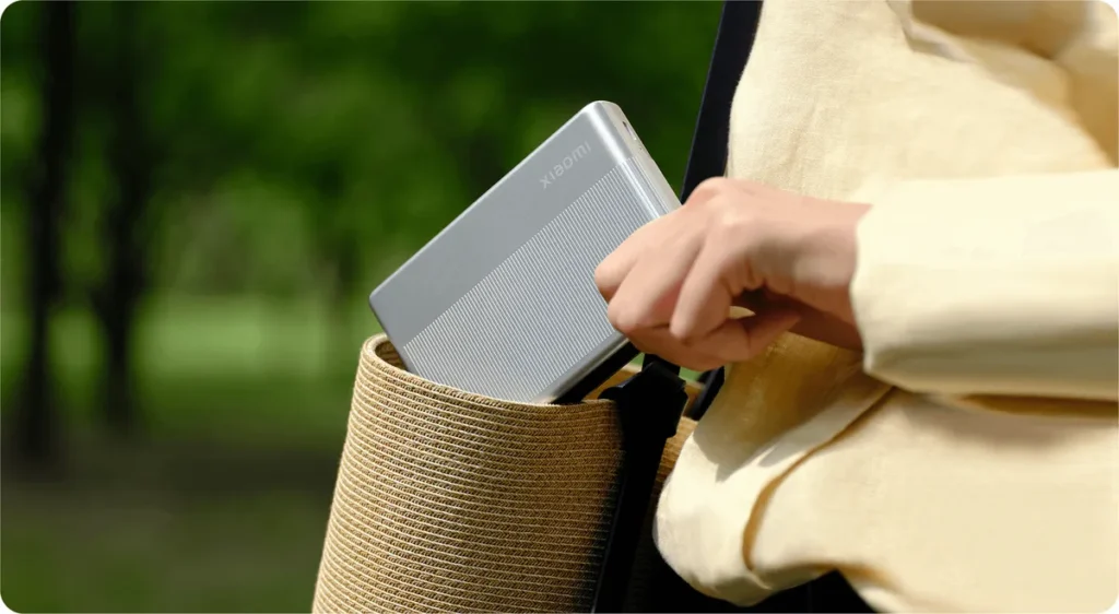 Ο Portable Photo Printer 1S χωράει σε τσέπη