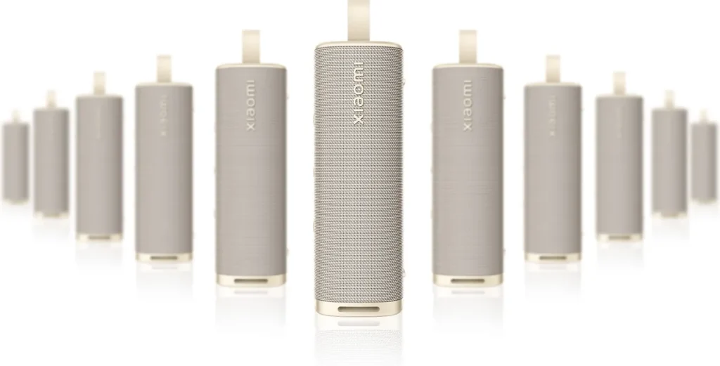 Φορητό Bluetooth Ηχείο 30W Xiaomi Χρυσό (QBH4370GL) Πολλαπλά ηχεία Xiaomi Sound Outdoor σε χρυσό χρώμα συνδεδεμένα μαζί