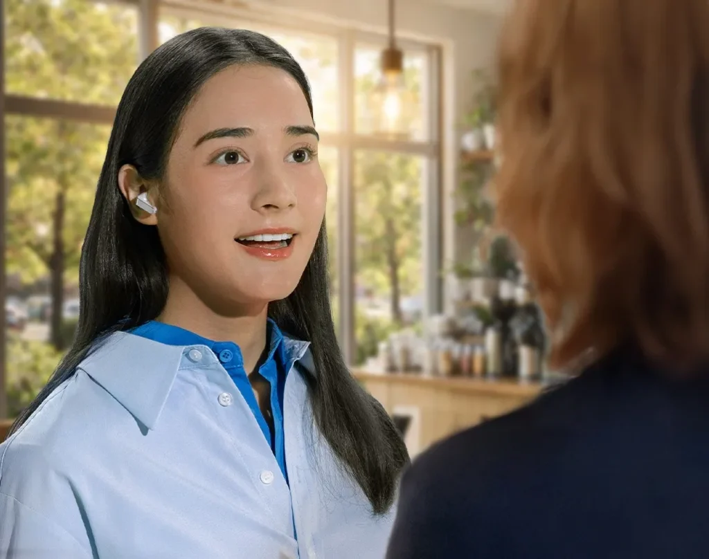Συζήτηση με Galaxy Buds4 Pro στα αυτιά